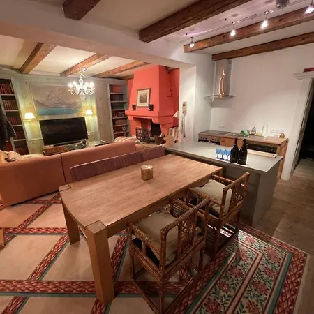 Apartment Alpines In *